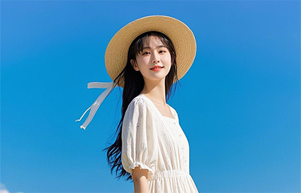 沈阳化妆学校 裙子的穿搭方式这样穿美成风景